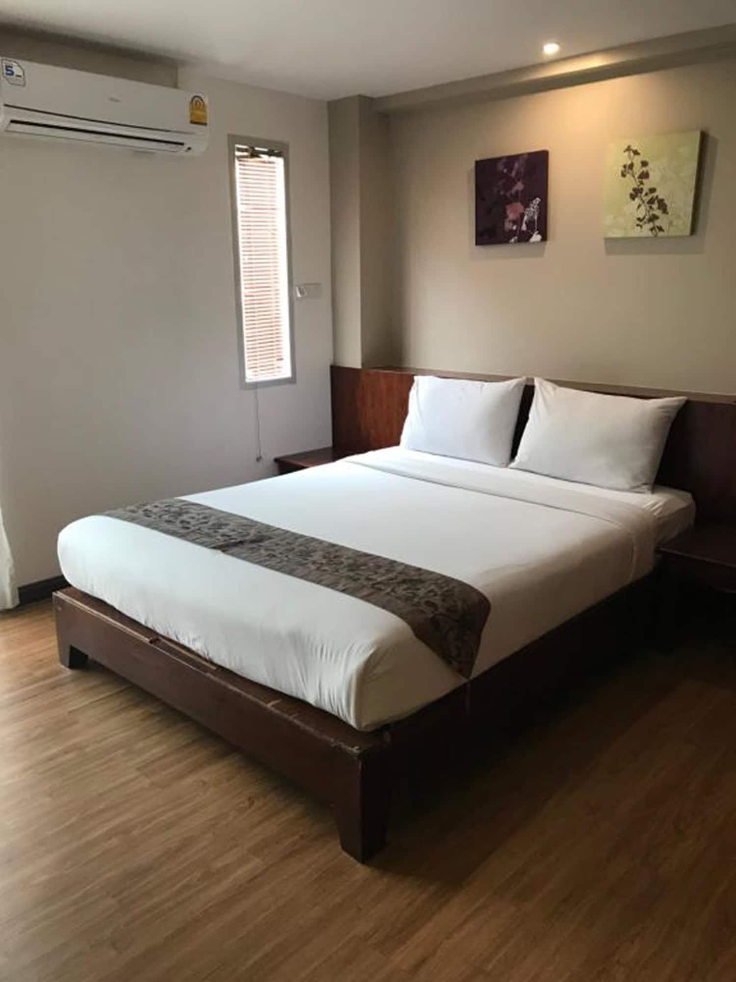 Floral Shire Suvarnabhumi Airport 3*