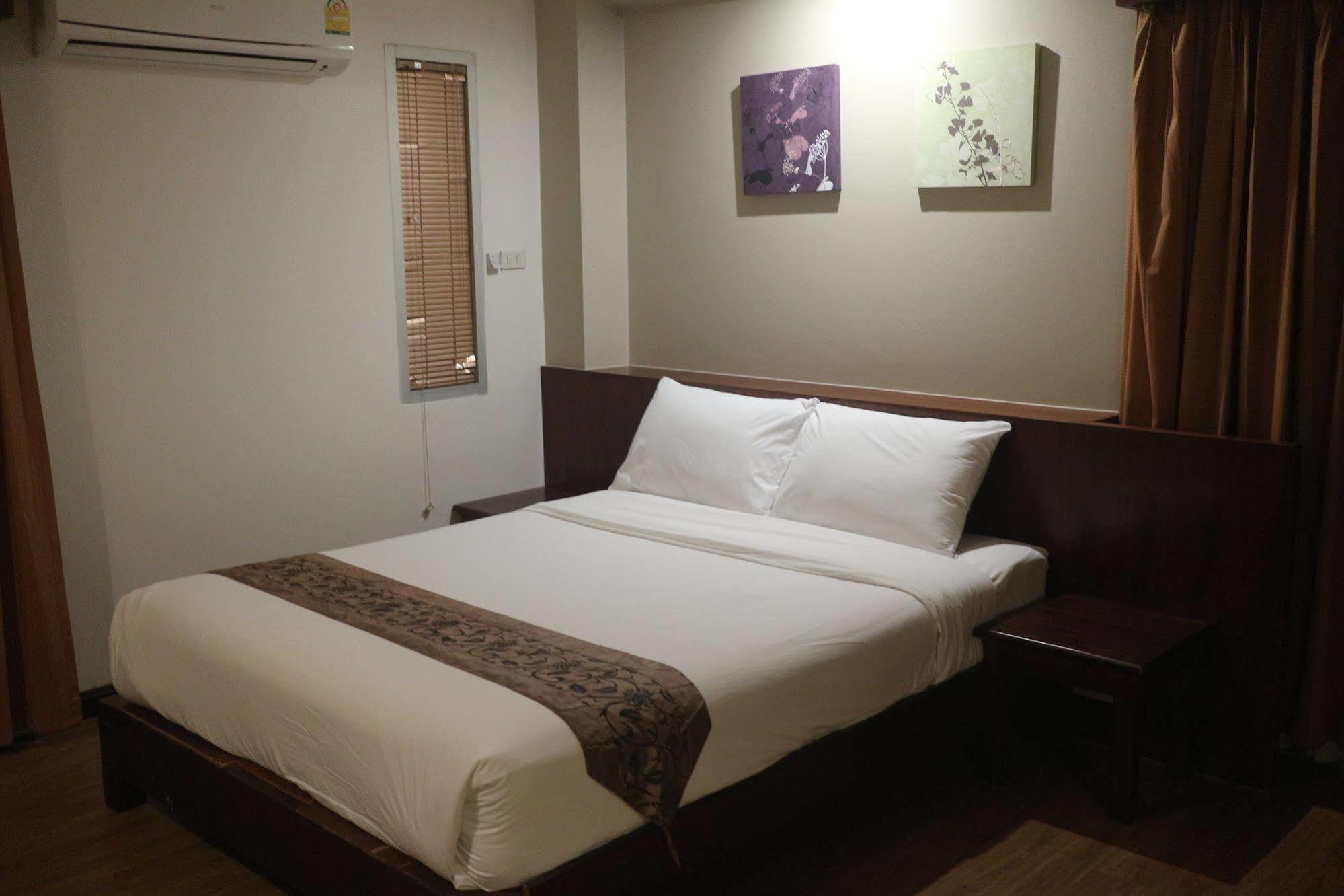 Hotel Floral Shire Suvarnabhumi Airport Bangkok